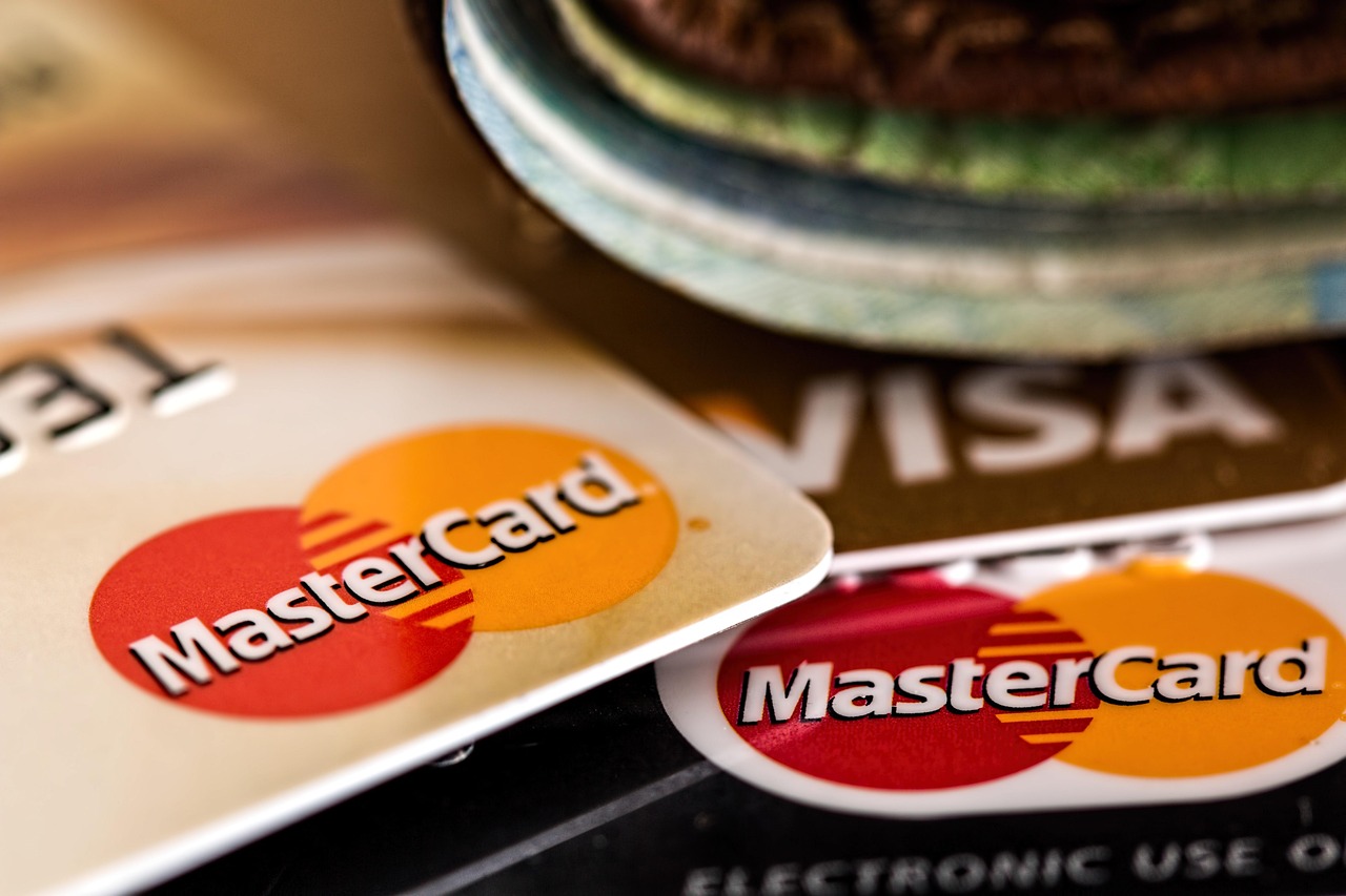 Visa, Mastercard, Amex, UnionPay